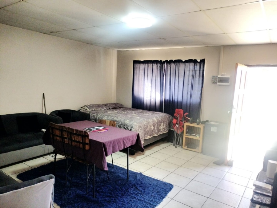 5 Bedroom Property for Sale in Navalsig Free State